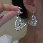 Elegant Snowflake Stud EarringsED253
