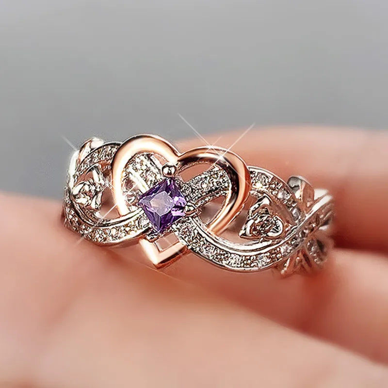 Creative Women's Heart Rings with Romantic Rose Flower Design