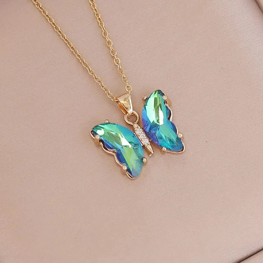 Gradient Butterfly Pendant NecklaceXL255-green