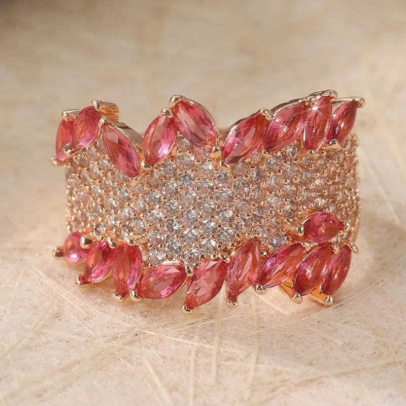 Luxury Fashion Rose Gold Color Inlaid Pink White Cubic Zirconia Ring Exquisite Engagement Wedding Rings for Women Jewelry