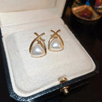 2024 New Classic Small Heart Champagne Pearl Stud Earrings Korean Fashion Jewelry Wedding for Womans Party Luxury AccessoriesHE12053-1
