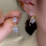 Elegant Snowflake Stud EarringsED1508