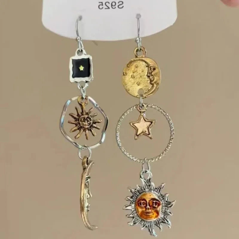 Greek Mythology Face Sun Moon Pendant Creative Design Women Asymmetric Personality Pendant Earrings Party Jewelry GiftsED2779-1