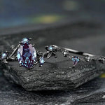 Retro Gun Black Leaf Ring with Colorful Stones