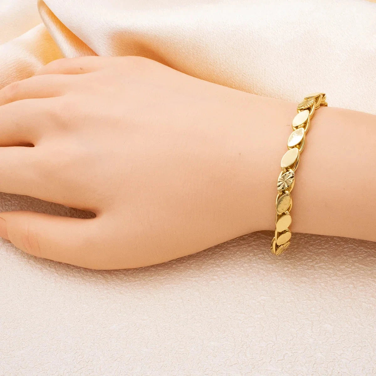 Unisex Rhomb Chain Bracelet – Waterproof & Stylish