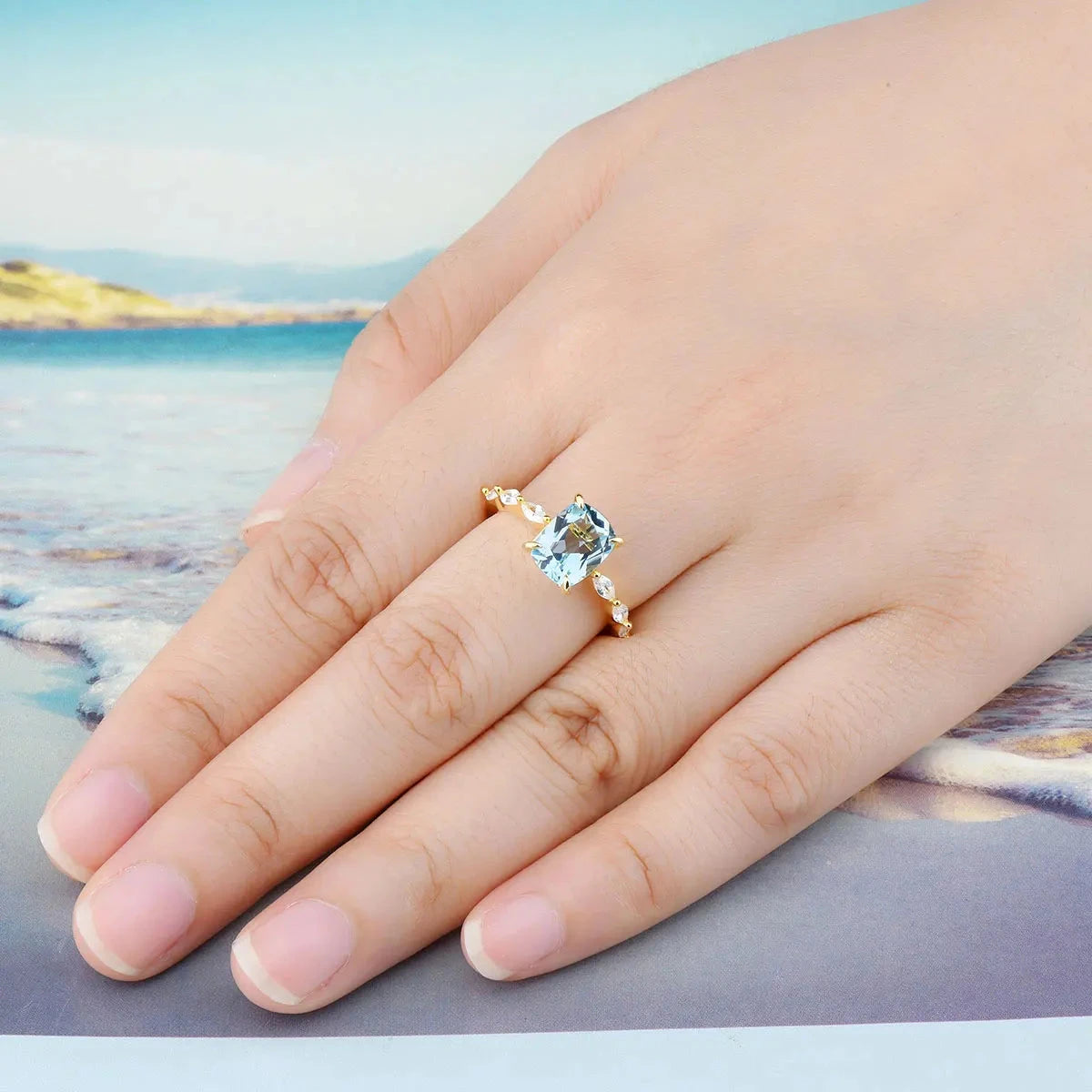 Natural Sky-Blue Topaz Ring Yellow Gold Plated 1.8 Carats Genuine Gemstone Classic Elegant