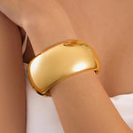 Elegant Gold Color Waterdrop Spiral Bangle Bracelet