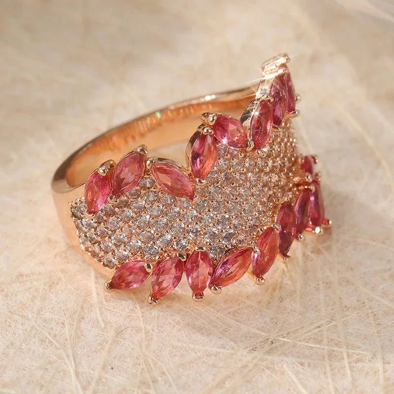 Luxury Fashion Rose Gold Color Inlaid Pink White Cubic Zirconia Ring Exquisite Engagement Wedding Rings for Women Jewelry