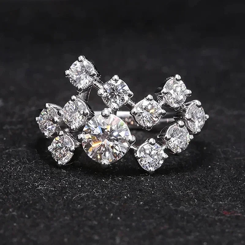 Dazzling Round Cubic Zirconia Silver Color for WomenQ32610