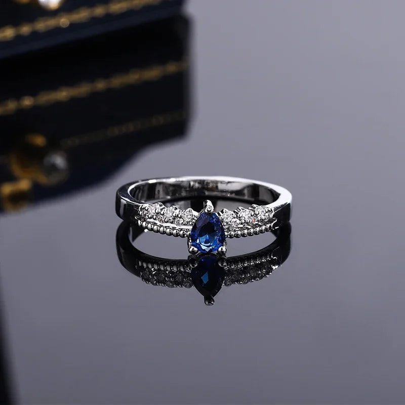 Round Oval Sapphire 925 Silver Plated Ladies Ring