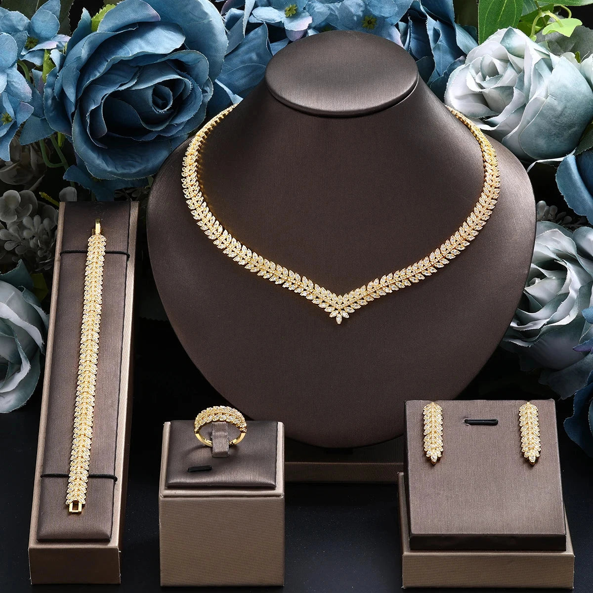 Elegant Gold-Plated Jewelry Setgoldenresizable