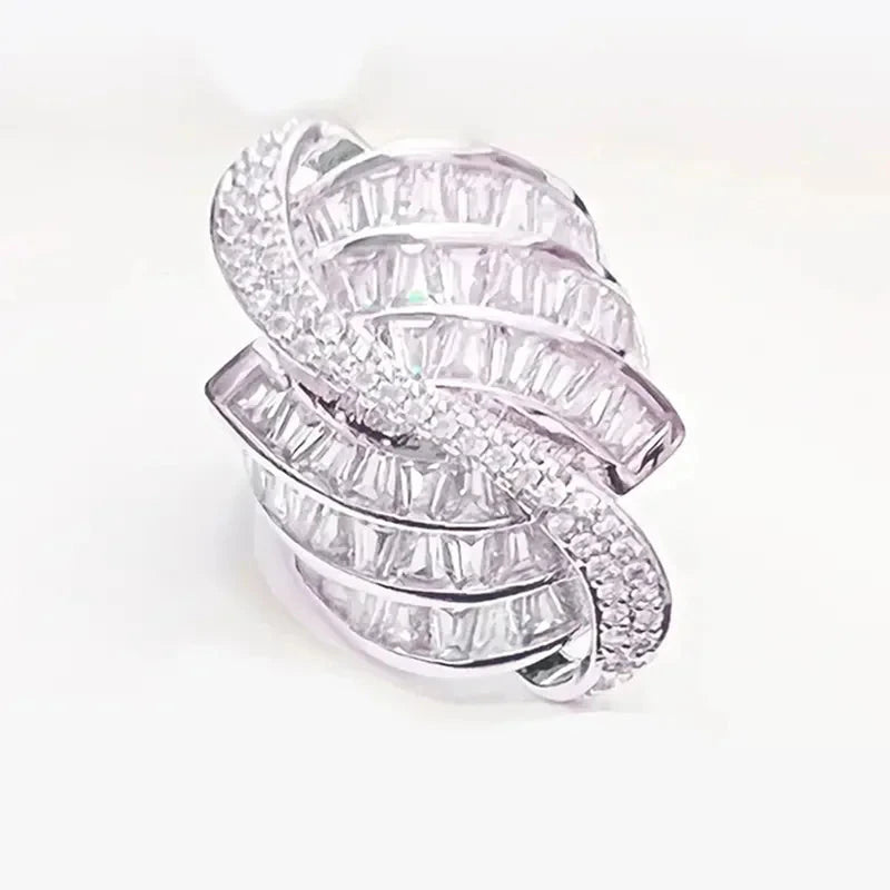 Exaggerated Art Line Fashion Ring for Women