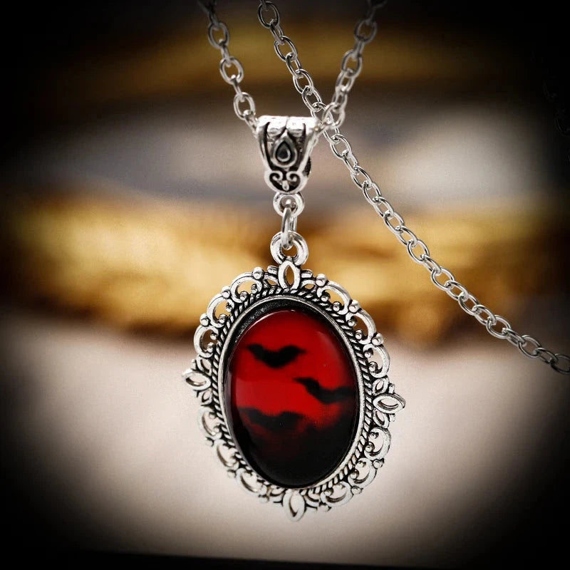 Gorgeous Carved Bohemian Garnet Pendant NecklaceYA3024-1