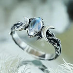 Women's Chic Vintage Ring – Moon & Leaf Band