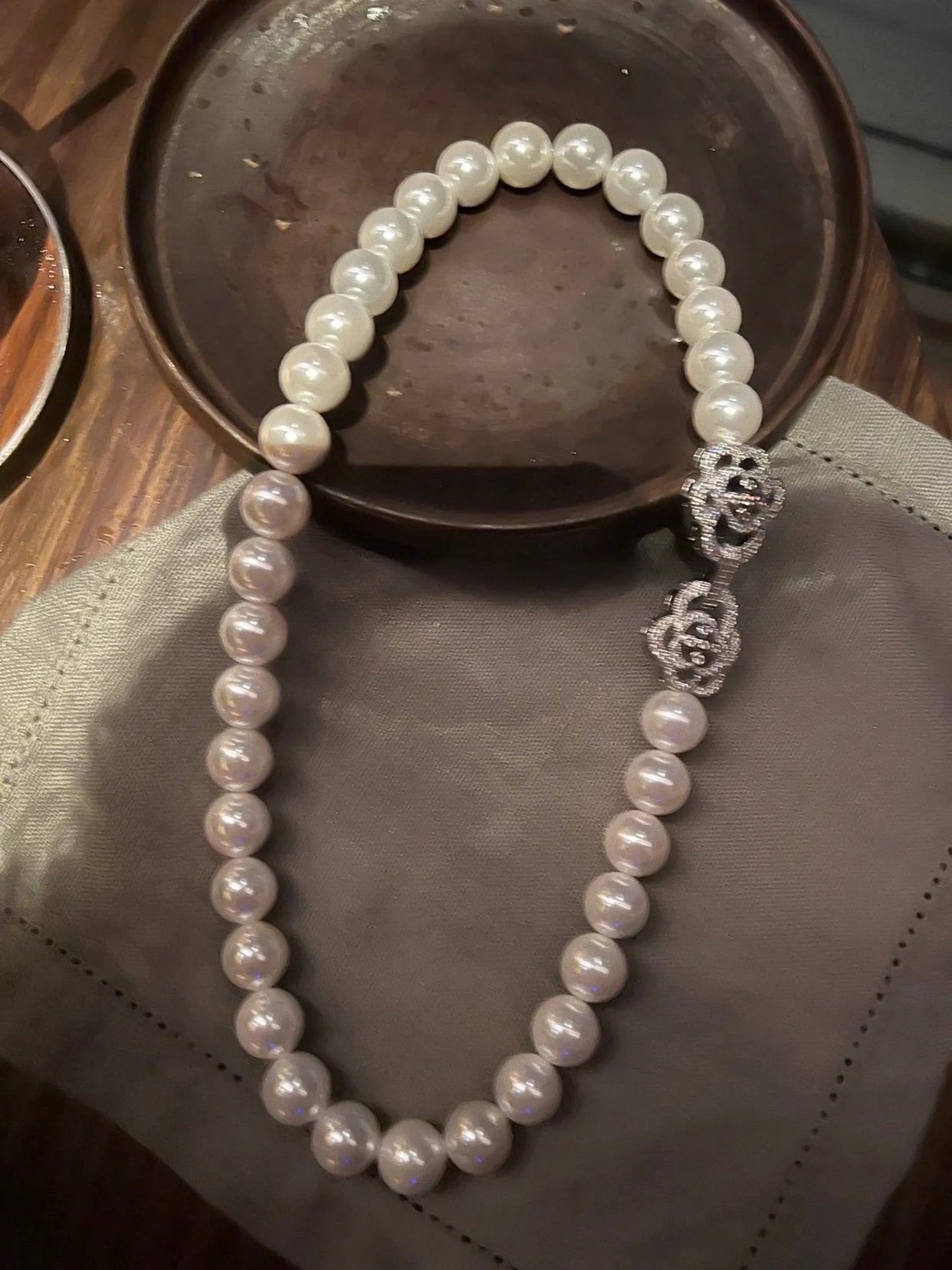 Exquisite Double Camellia Buckle Pearl Necklace Short Chain