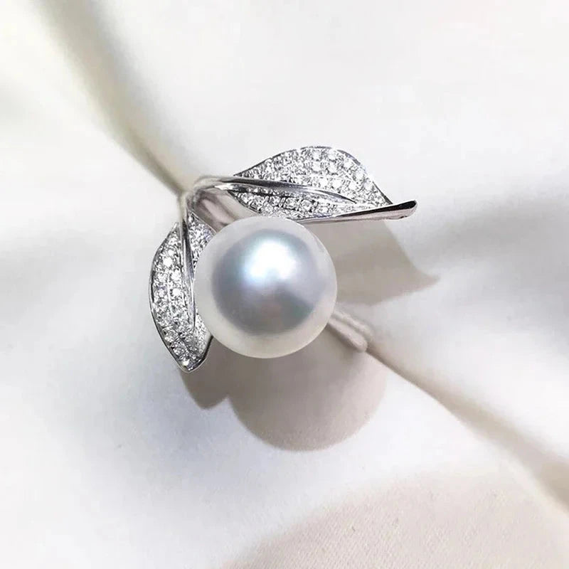 Leaf Design Simulated Pearl Ring for Women