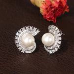 Light Luxury Geometric Imitation Pearl Earrings for Women
