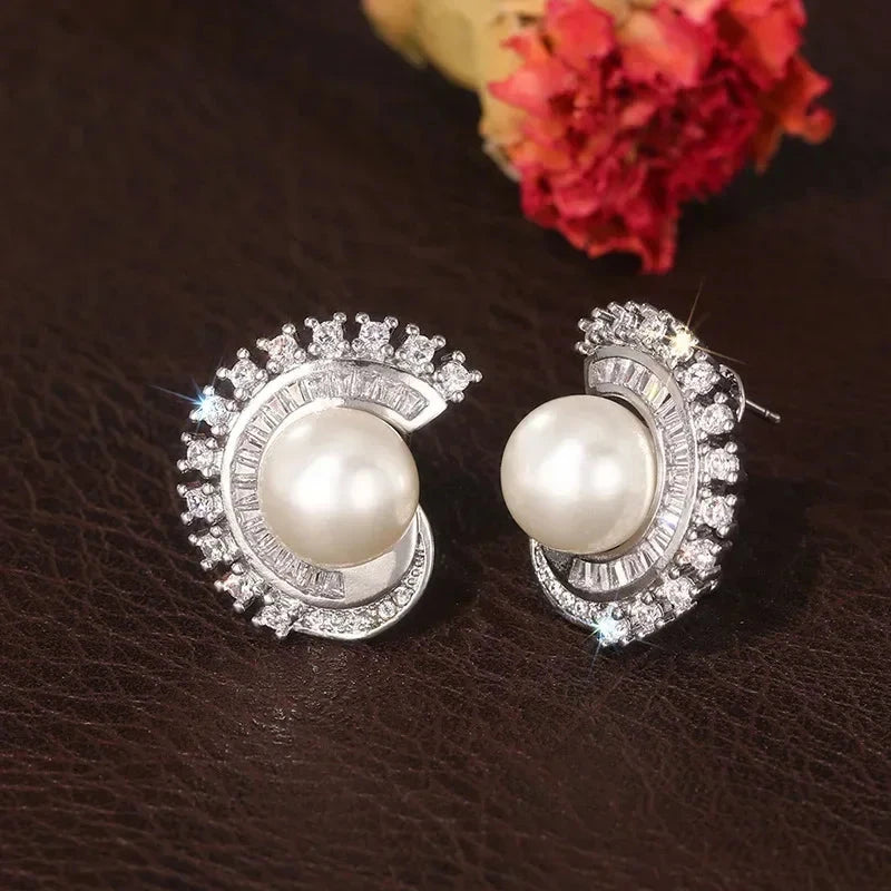Light Luxury Geometric Imitation Pearl Earrings for Women
