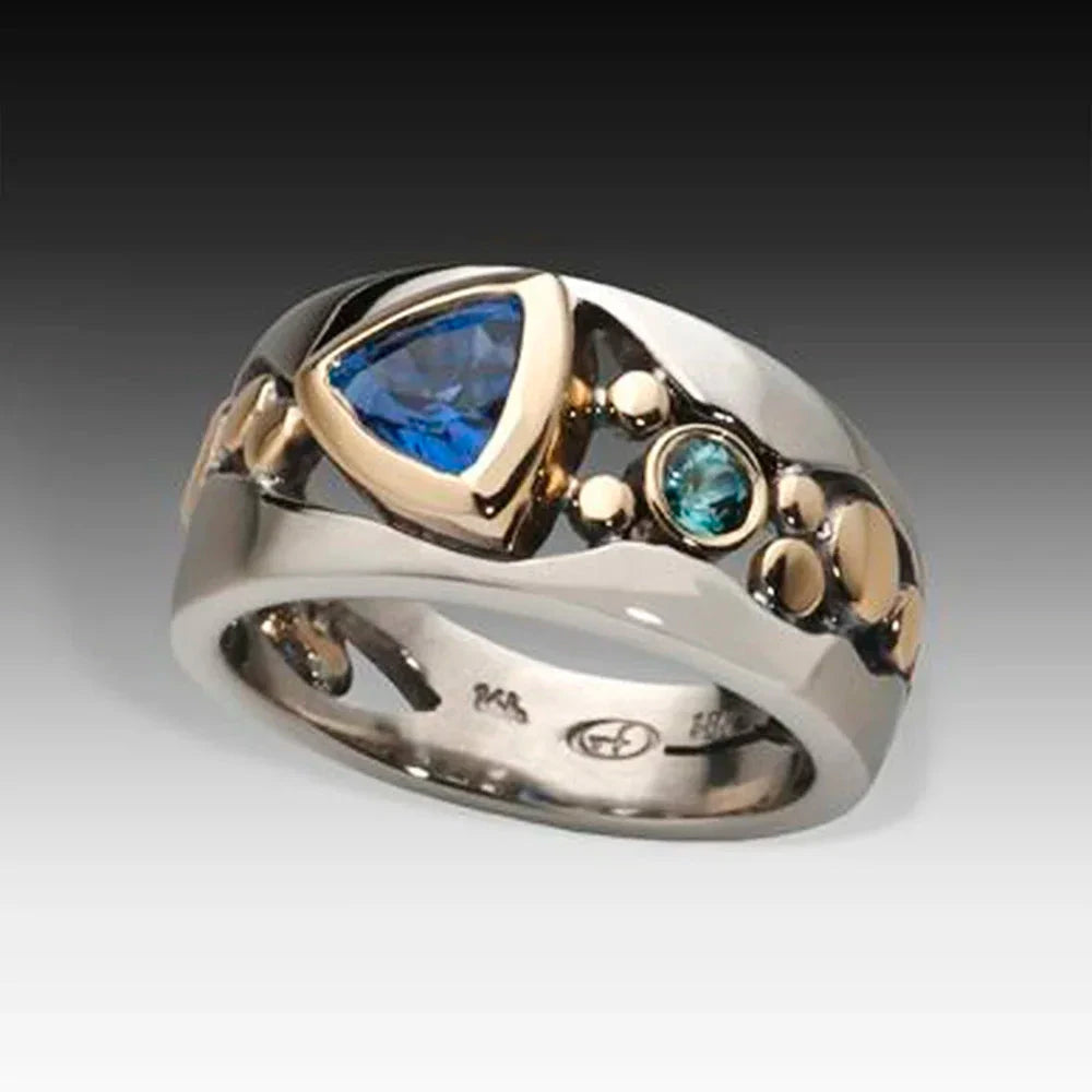 Triangular Green Stone Ring for WomenF3566