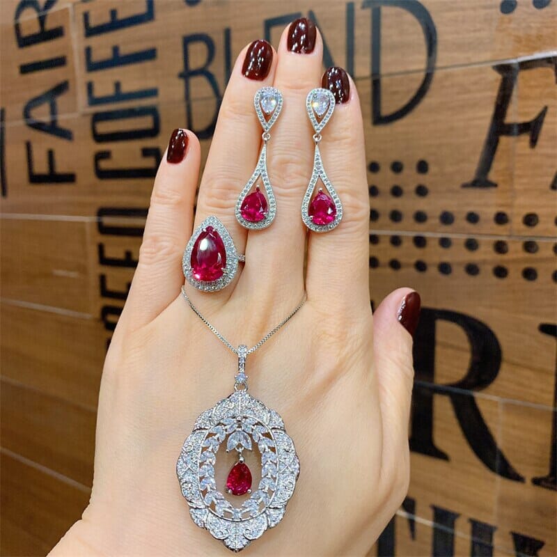 Vintage Ruby Jewelry SetJewelry Set