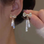 Elegant Snowflake Stud EarringsED1106