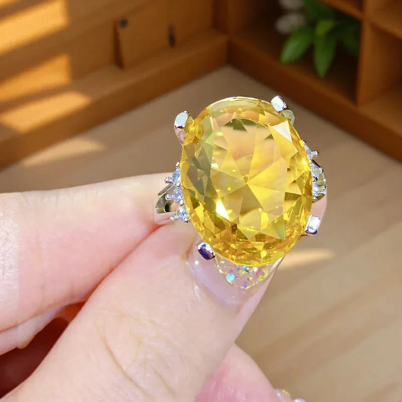 Silver Egg-Shaped Zircon Cocktail RingYellowresizable