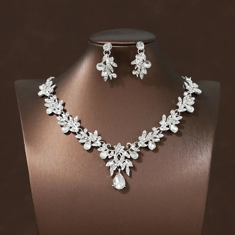 Personalized Necklace Earring Set Exquisite and Elegant for LadiesSILVER PLATED