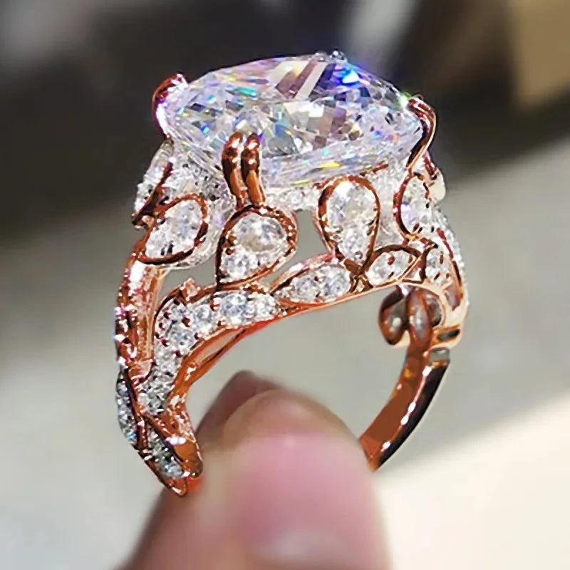 Beautiful Hollow CZ Ring – Rose Gold & SilverQ0818