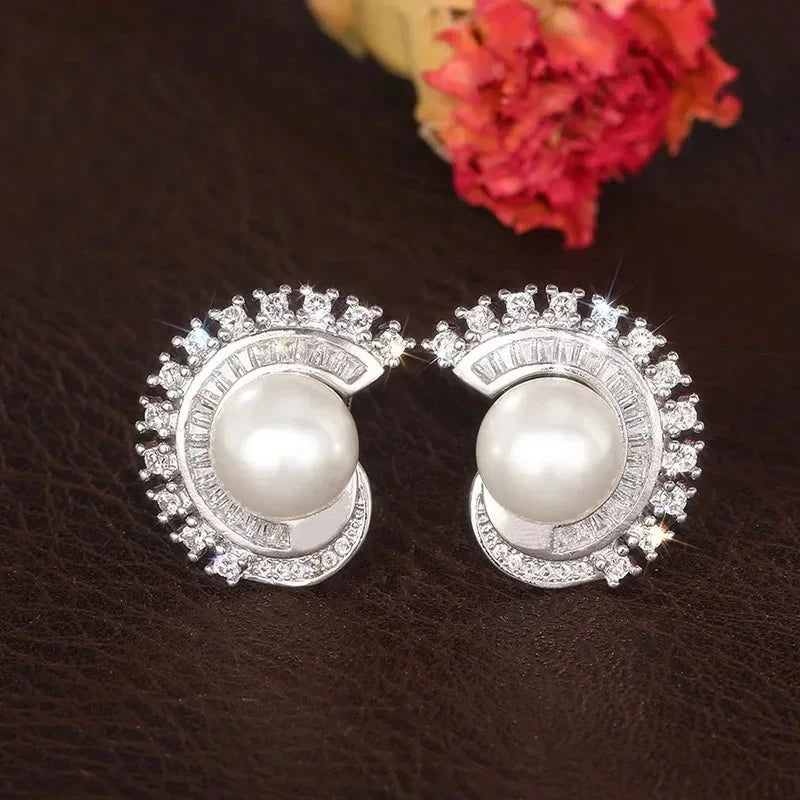 Light Luxury Geometric Imitation Pearl Earrings for Women