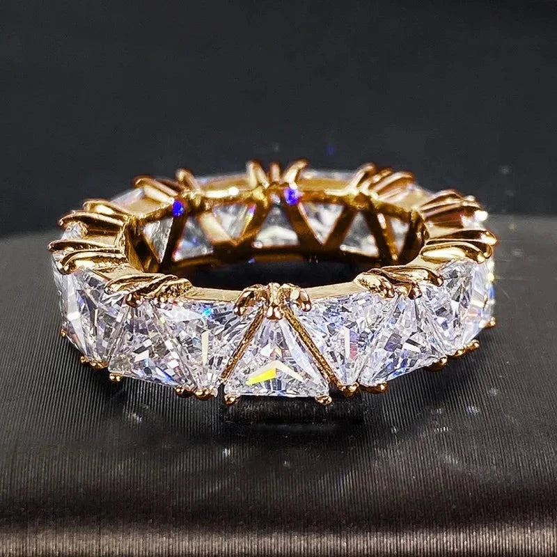 Huitan Triangular CZ Promise Rings for Women Luxury Trendy Wedding Bands Accessories Engagement Party Hot Fashion Female JewelryQ27512