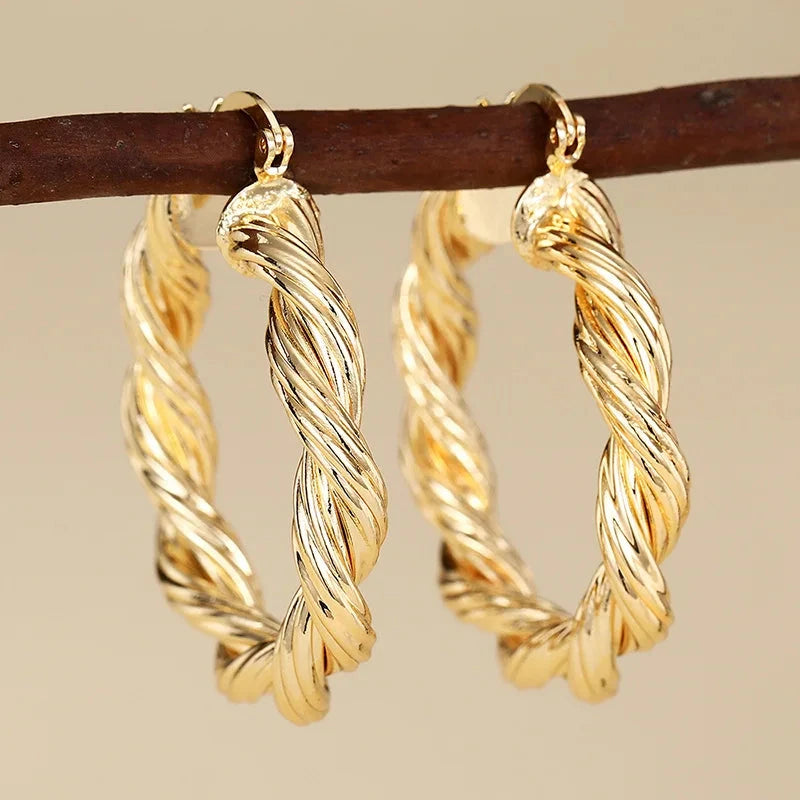 European and American Geometric Ring EarringsE4418