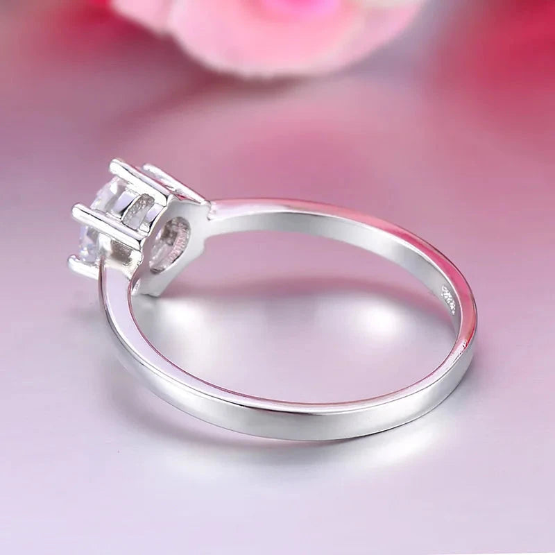 Classical Silver Color Round Circle Crystal CZ Finger Ring for Women