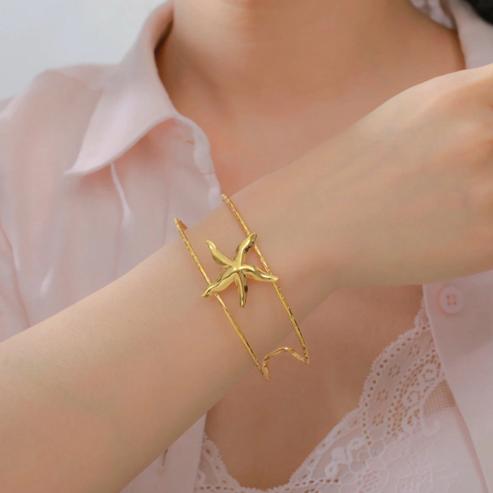 Skyrim Starfish Double Layer Cuff Bracelet Women Stainless Steel Gold Color Open Bangle Fashion Summer Beach Jewelry Gift