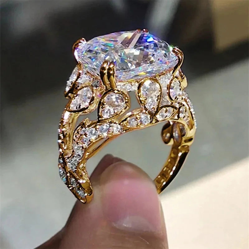 Beautiful Hollow CZ Ring – Rose Gold & SilverQ2749