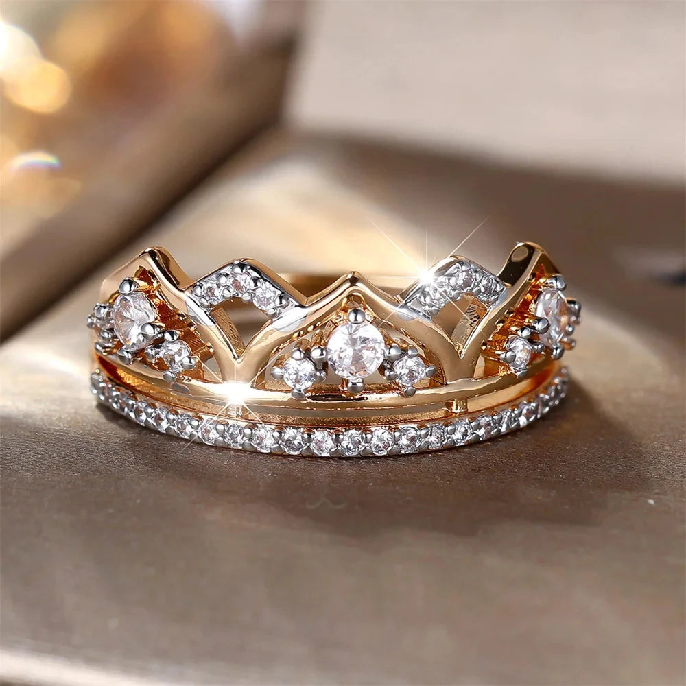 White Zircon Queen Crystal Crown Ring – Vintage Gold