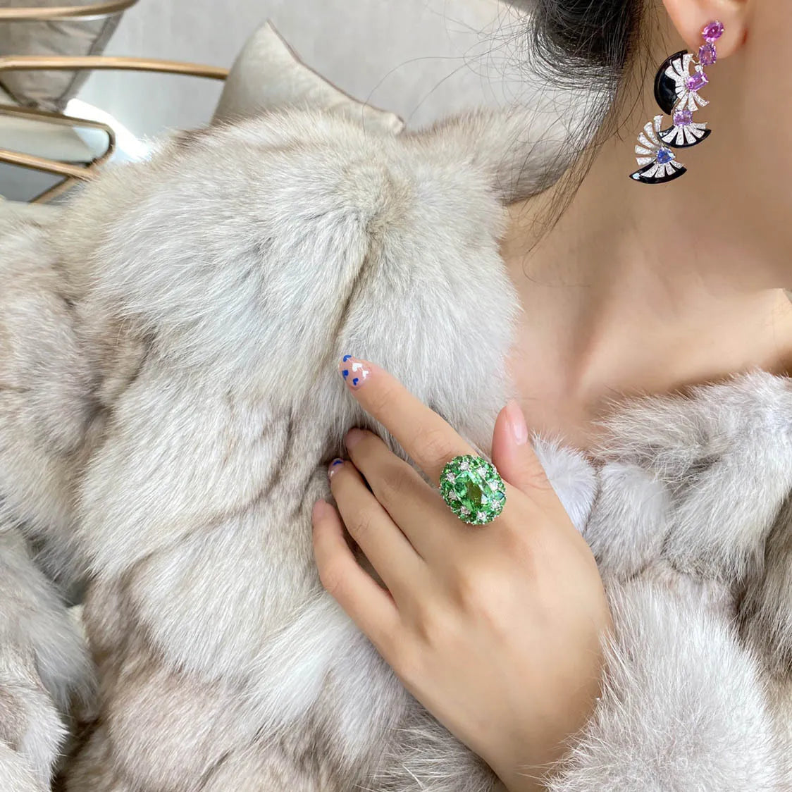 Emerald and Diamond Gemstone 18K White Gold RingRing