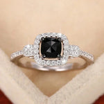 Charming Black Crystal Wedding Ring for Women