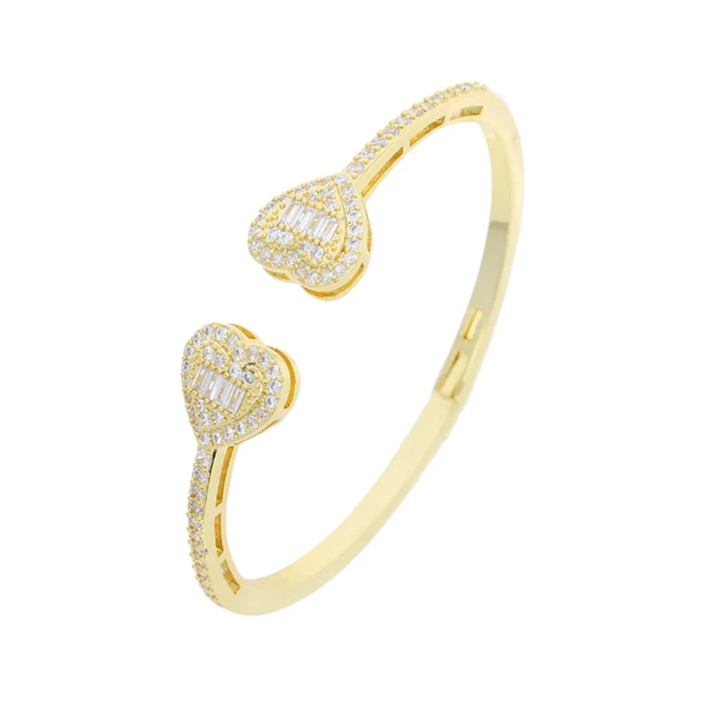Iced Out Heart Charm Bracelet – Hip Hop StyleGold-colorOpen Size