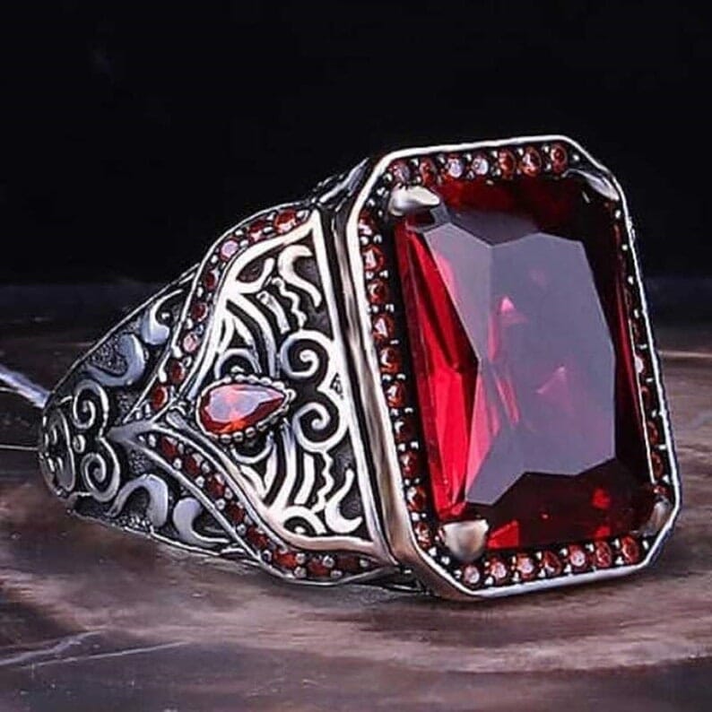 Emerald and Ruby Vintage Style RingRingRuby6