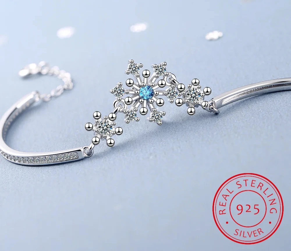 Genuine Blue Topaz 925 Sterling Silver Luxury Snowflake