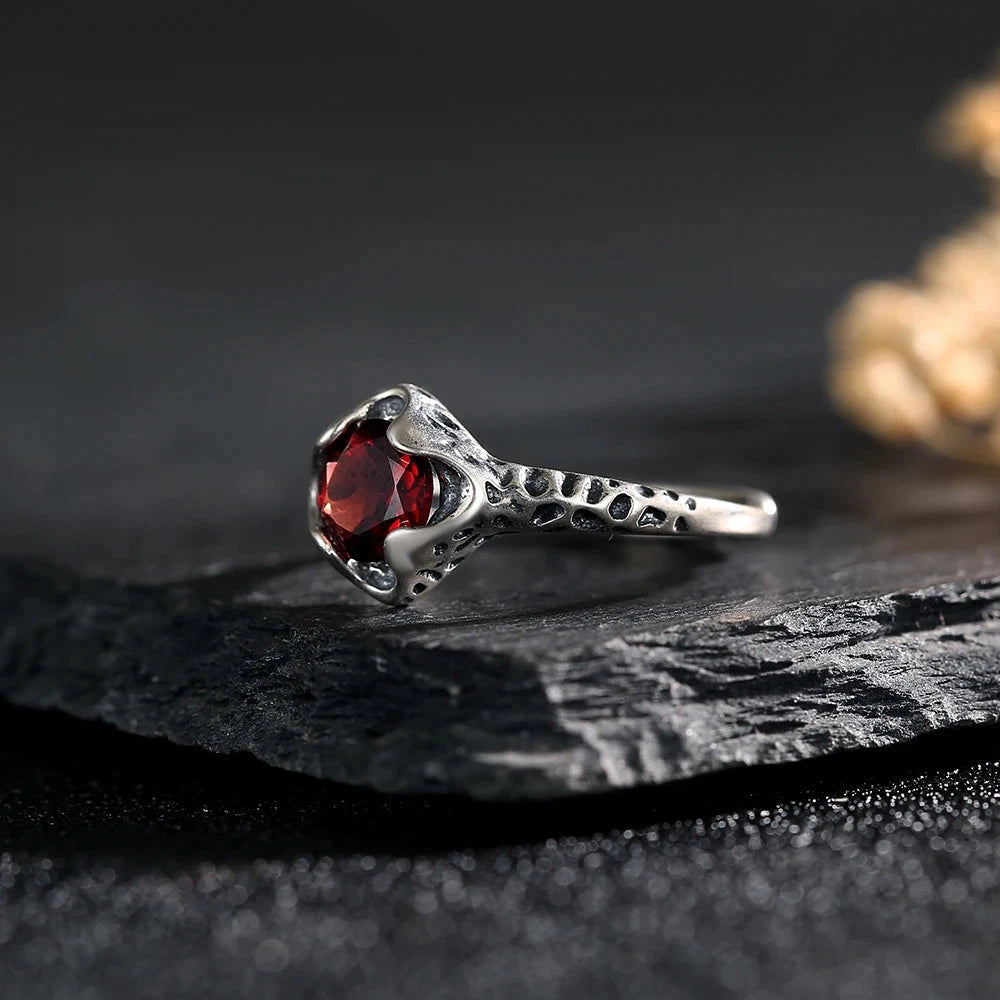 Leopard Genuine Natural Garnet 925 Silver Women's Ring