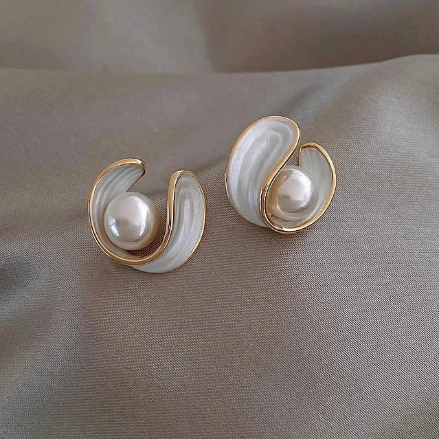 Exquisite Pearl & Enamel Earrings for WomenGold-color