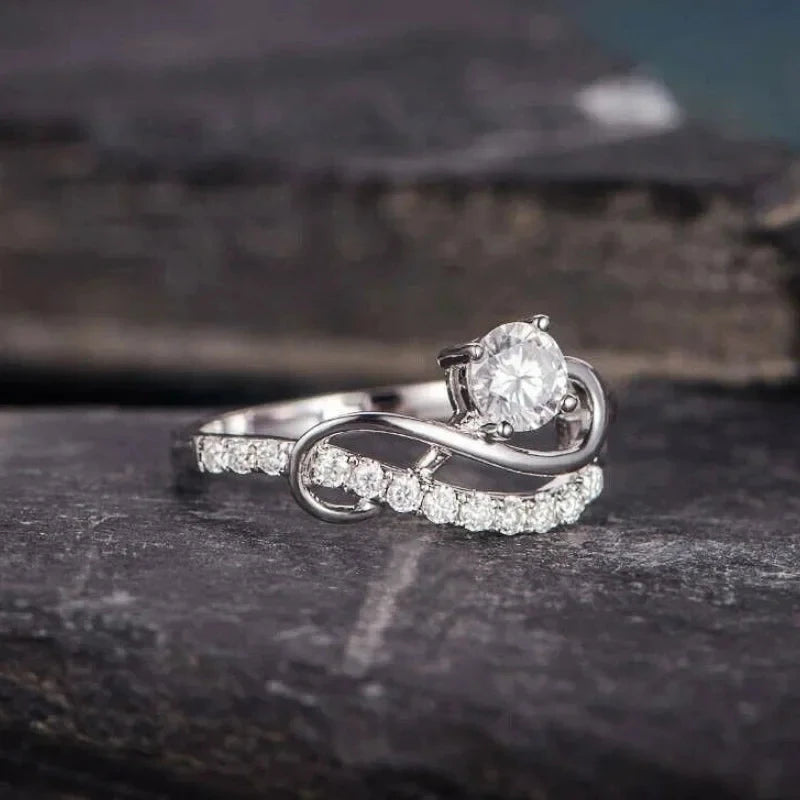 European and American Niche Design Light Luxury Circular Zircon Ring for Women