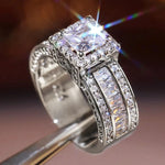 Huitan Princess Cut CZ Ring for Women – Gold/SilverF20712