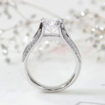 Light Luxury Four-Claw Ring for Women