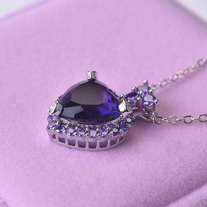 European and American Luxury Amethyst Love Pendant NecklaceNecklace
