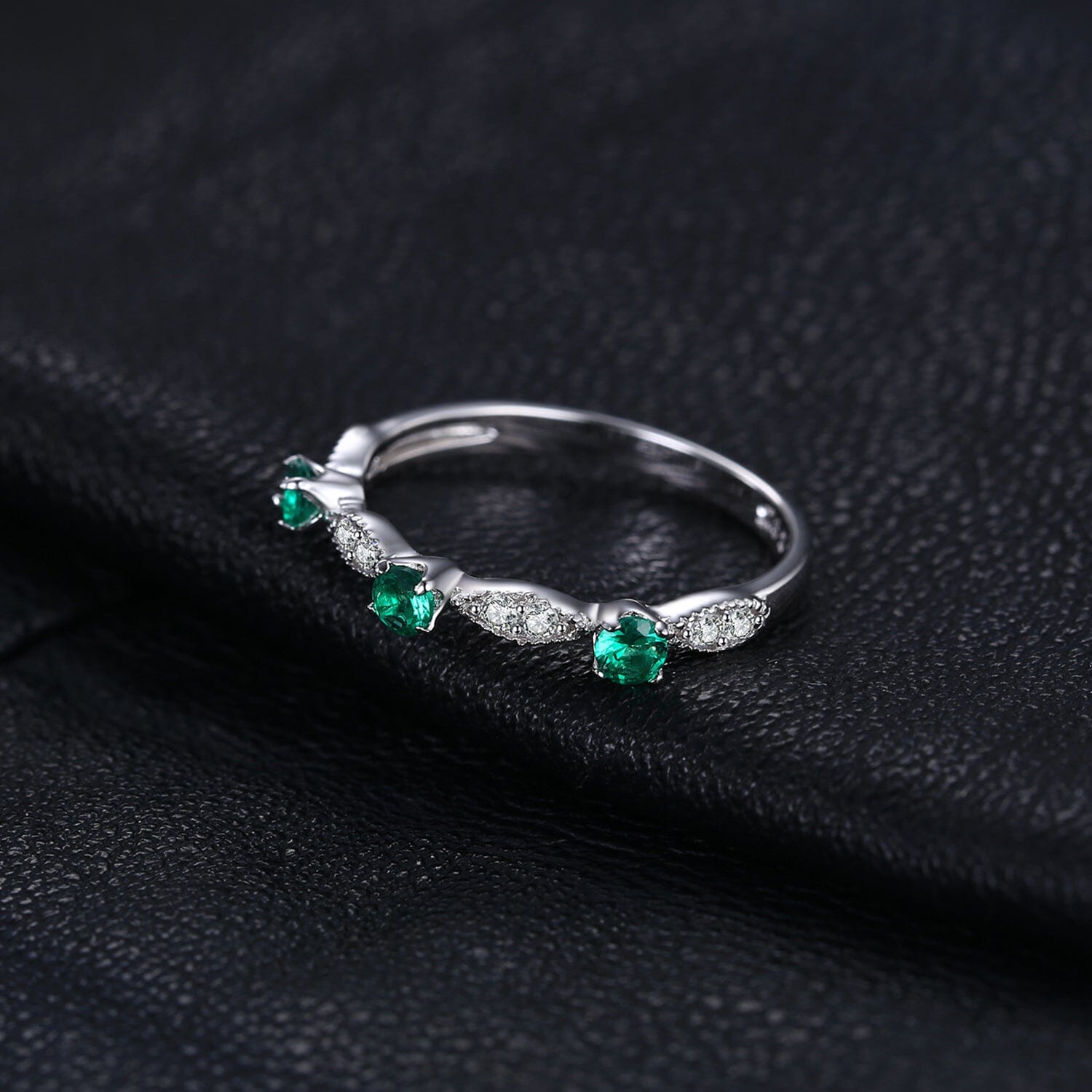 3 Stone Emerald Ring - 925 Sterling SilverRings
