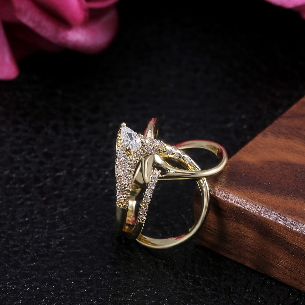 Unique Luxury Irregular Magical RingRing