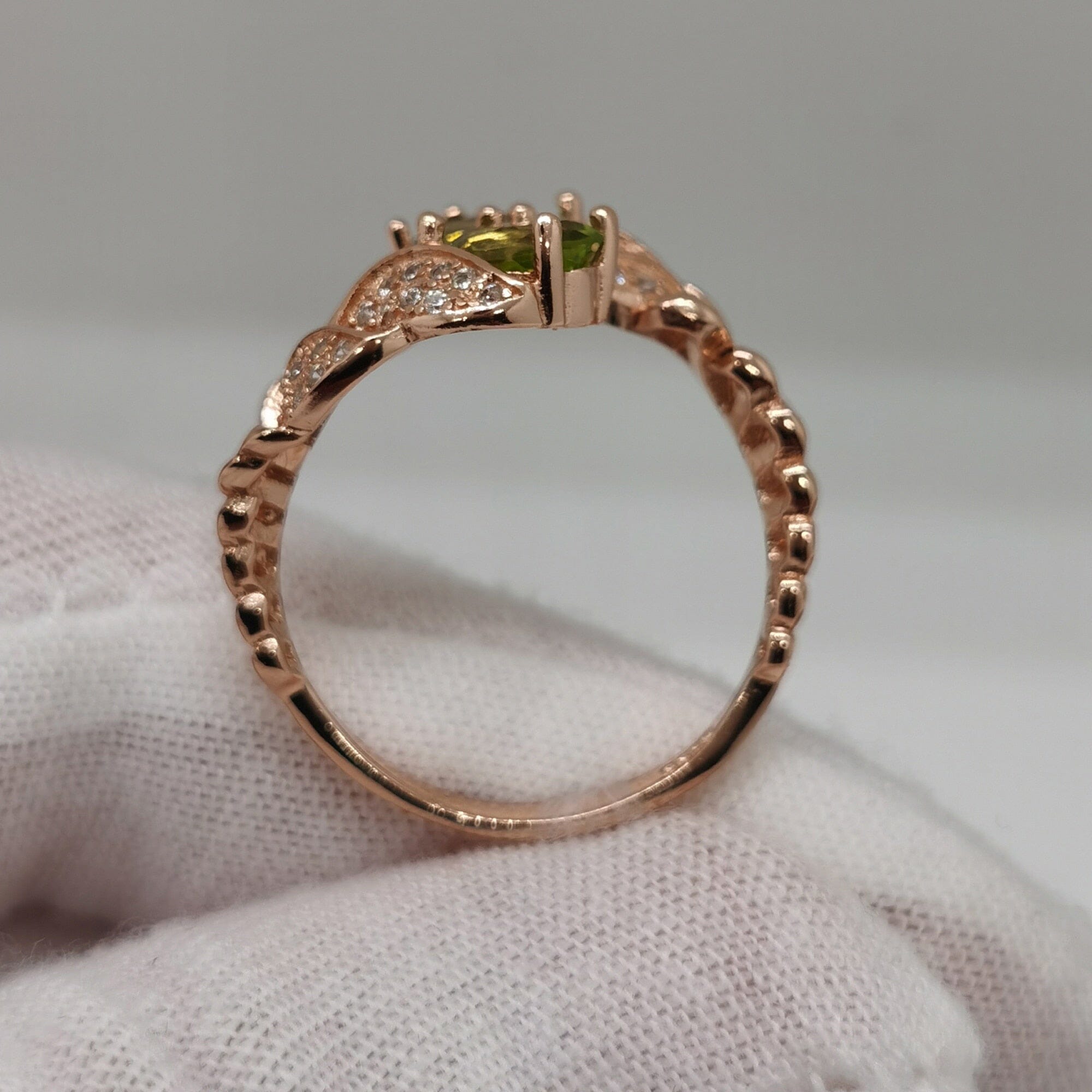 Fashion Leaf Peridot Open Ring - 925 Sterling SilverRing