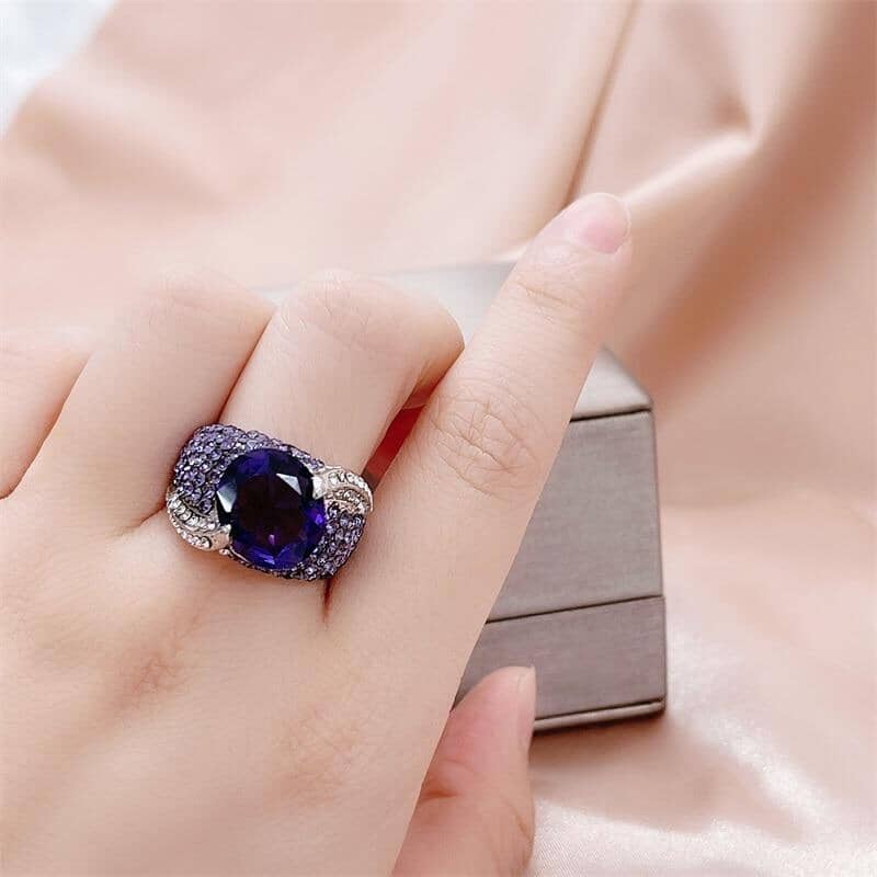 Luscious Amethyst Ring - 925 Sterling SilverRing